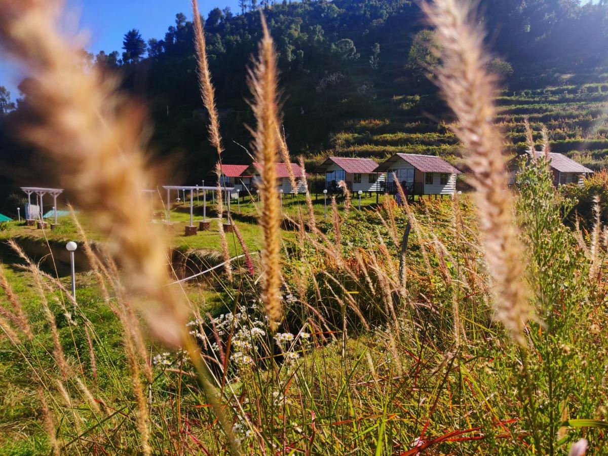 The Hillside Cottages Канатал Экстерьер фото